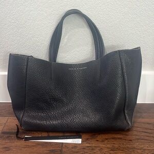 Ampersand as Apostrophe Buffalo Sideways Tote